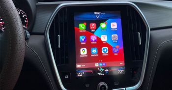 VinFast bổ sung tính năng Apple CarPlay cho 2 dòng xe Lux SA2.0 và Lux A2.0